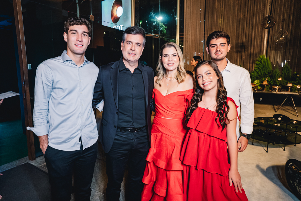 Henrique Almeida, Alexandre Pereira, Liliane Meira, Ana Letícia Almeida E Alexandre Pereira Filho