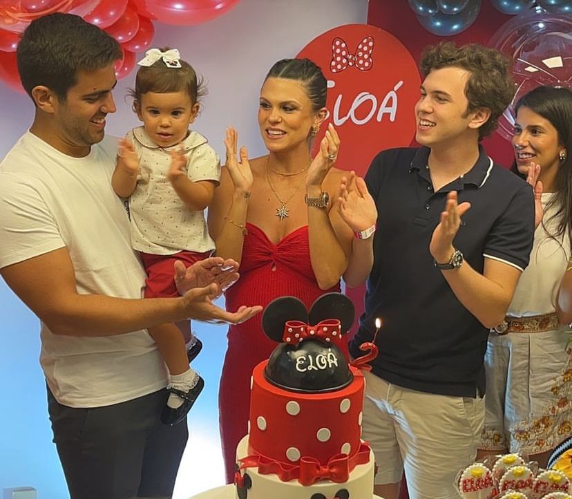 Mariana e Lucas Ximenes celebram a nova idade de Eloá