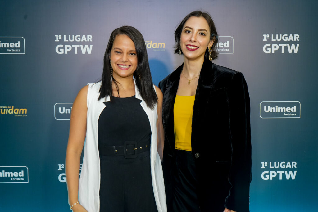 Isis Rodrigues E Stefani Pessoa