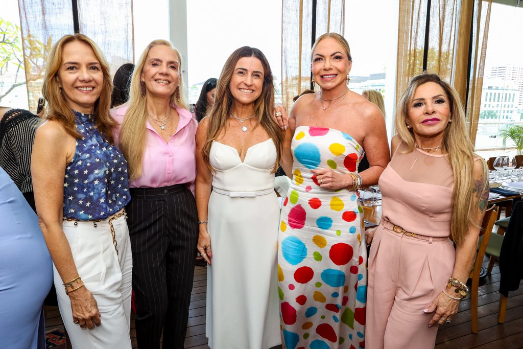 Lourdes Sette, Fátima Santos, Lu Cachem, Nina Kauffmann E Angela Marapodi