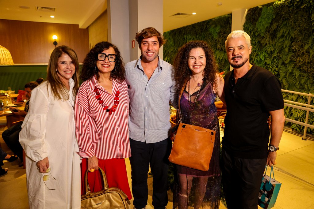 Luo Oliveira, Ilda Santiago, Bernardo Mota, Iara Figueiredo E Gilson Martins