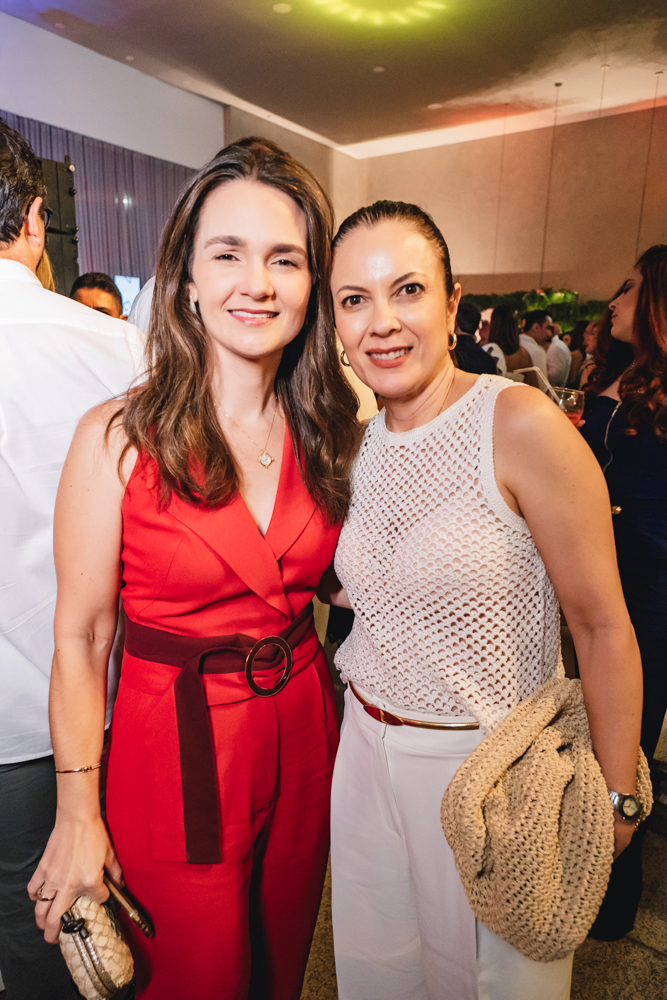 Marina Albuquerque E Manoela Correia