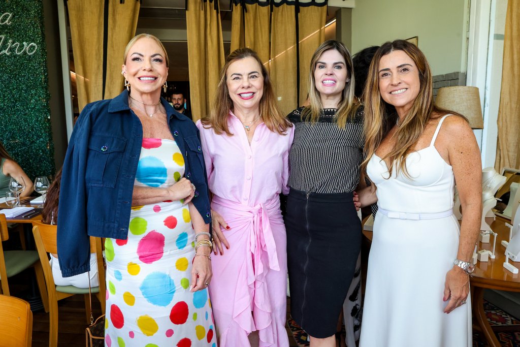 Nina Kauffmann, Marilena Mota, Leticia Lazzell E Lu Cachem