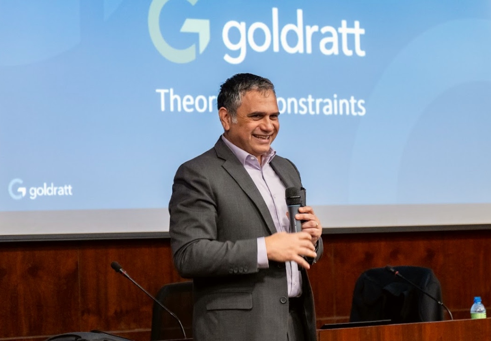 Rami Goldratt destaca gestão empresarial para gerar desenvolvimento de empresas