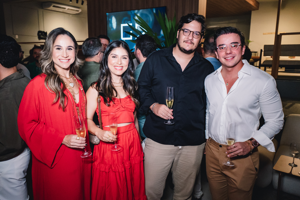 Roberta Fernandes, Isadora Capibaribe, Pedro Soli E Leonardo Cordeiro