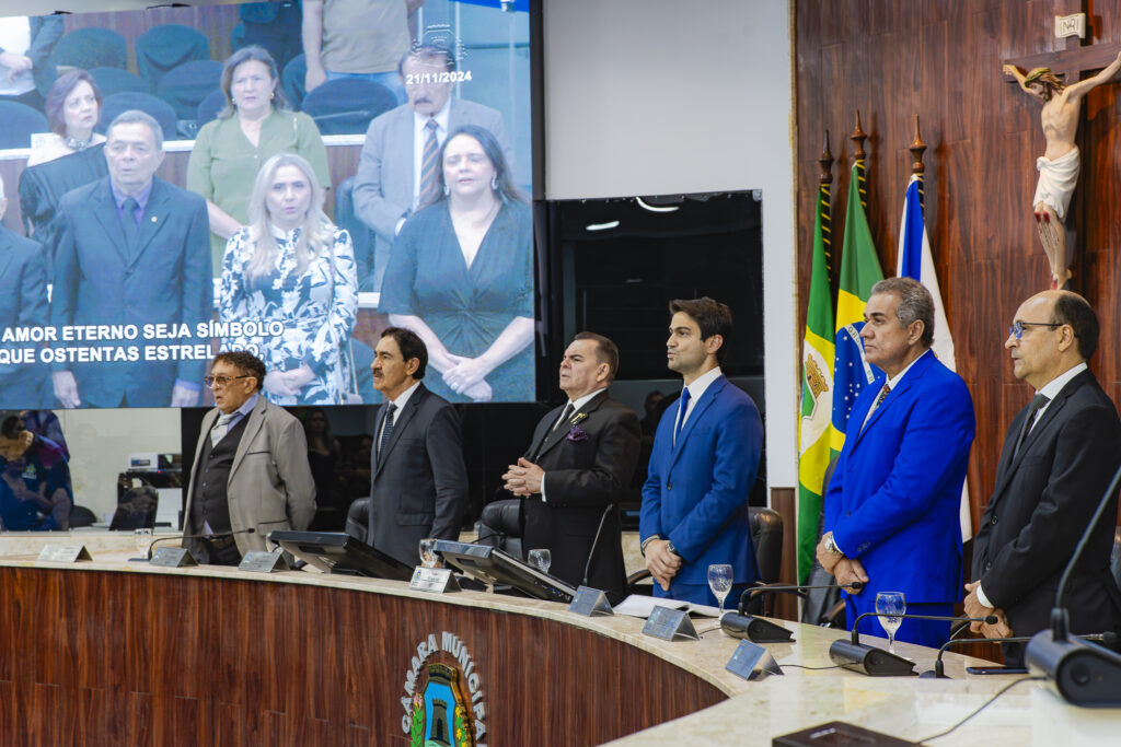 Sessão Solene De Entrega Do Título De Cidadão De Fortaleza A Walker Santiago (14)