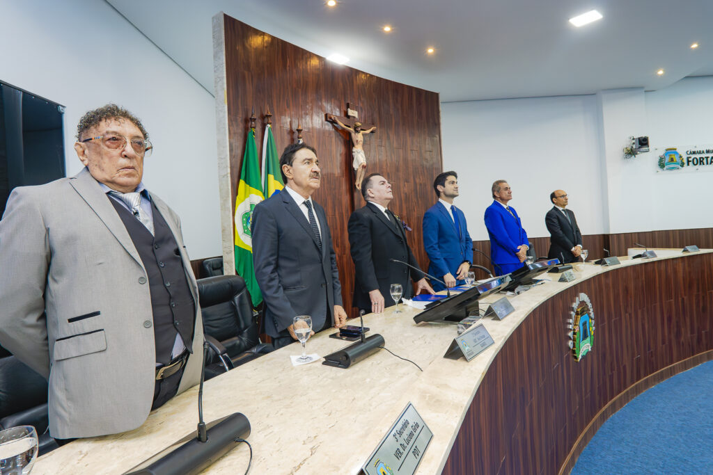 Sessão Solene De Entrega Do Título De Cidadão De Fortaleza A Walker Santiago (27)