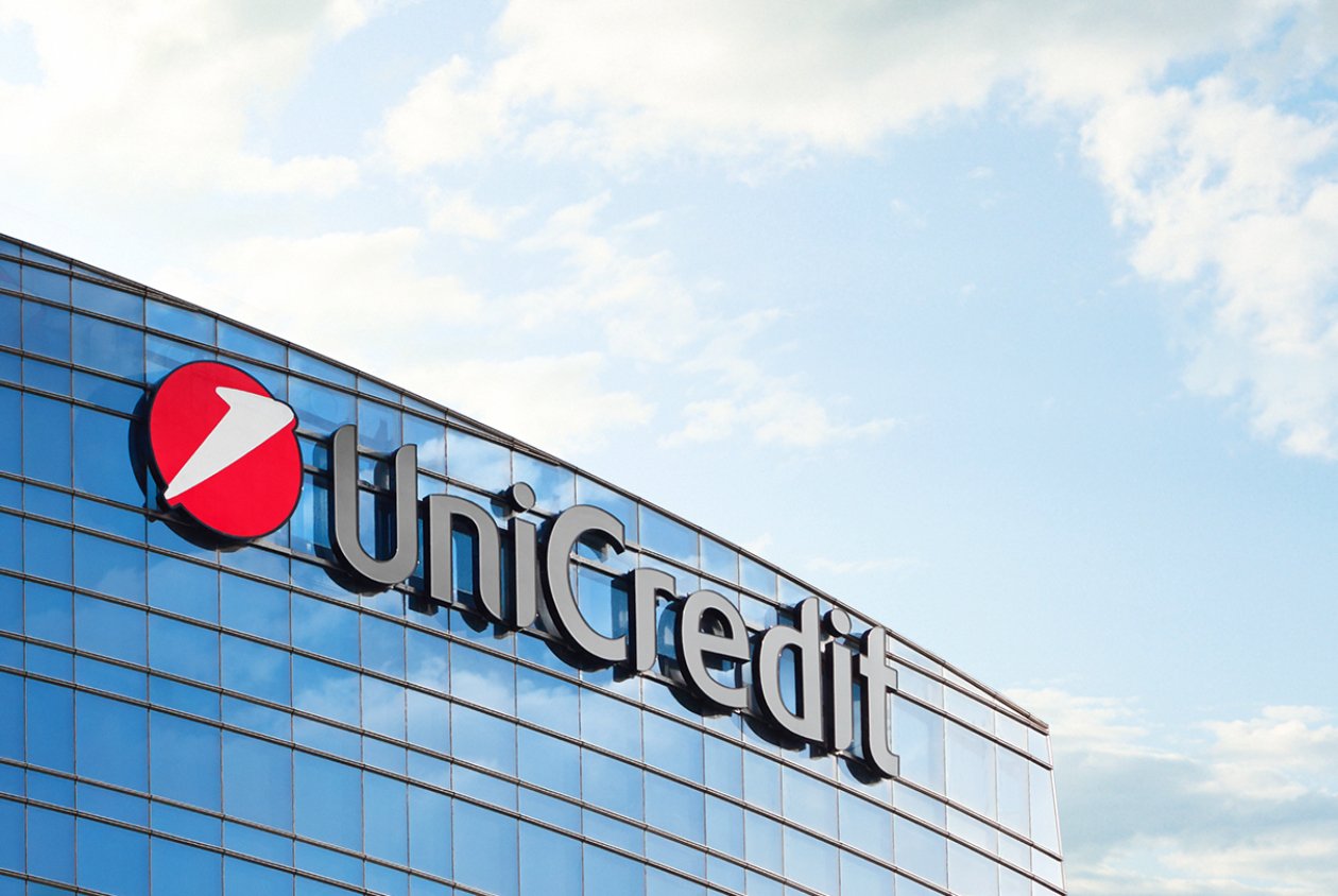 UniCredit supera expectativas e registra lucro de 2,51 bilhões de euros no 3º trimestre de 2024