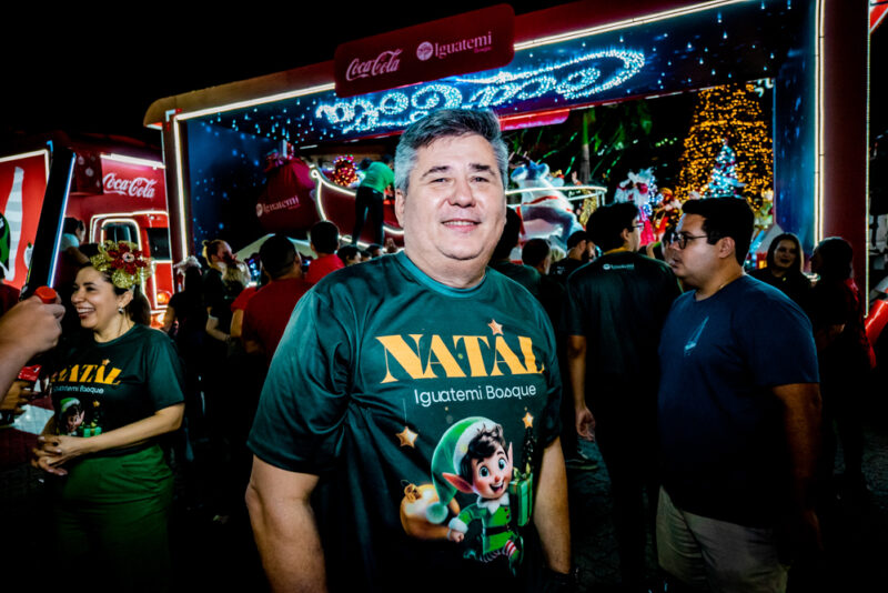 O Natal chegou! - Iguatemi Bosque recebe Papai Noel com Caravana da Coca-Cola e chegada de helicóptero