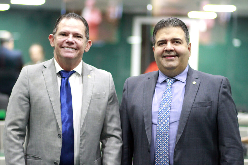 02 12 2024 – Deputados Lucinildo Frota Pdt E Felipe Mota UniÃo – Plenário Alece Foto Junior Pio