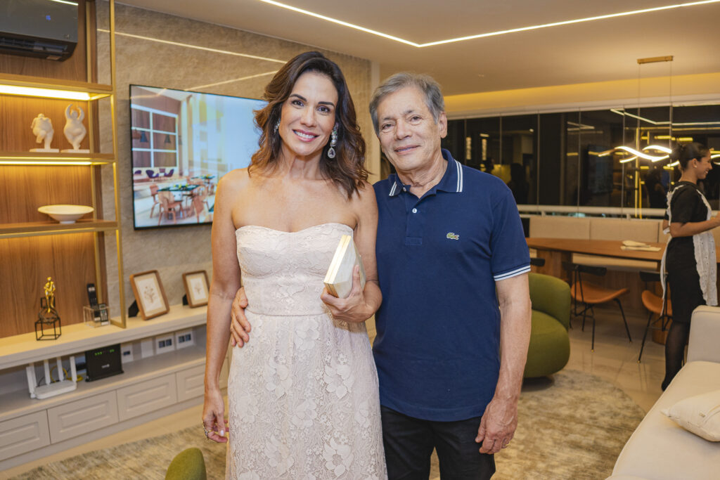 Ana Virginia Martins E Otacilio Valente