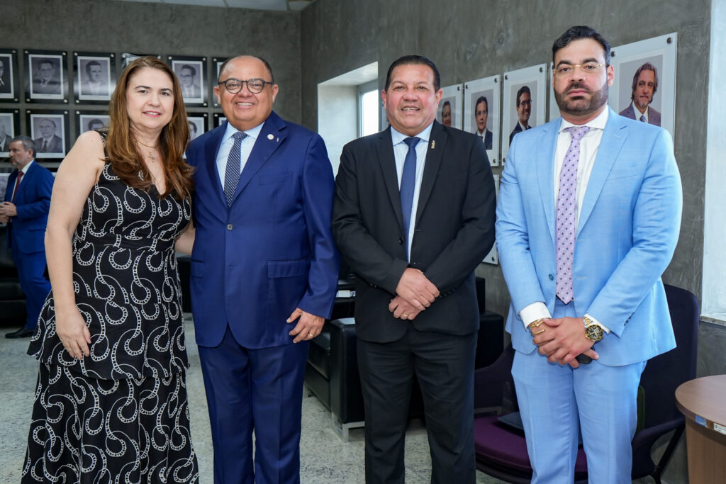 Anamaysa, Teodoro E Raimundo Santos, Rodrigo Bona (1)