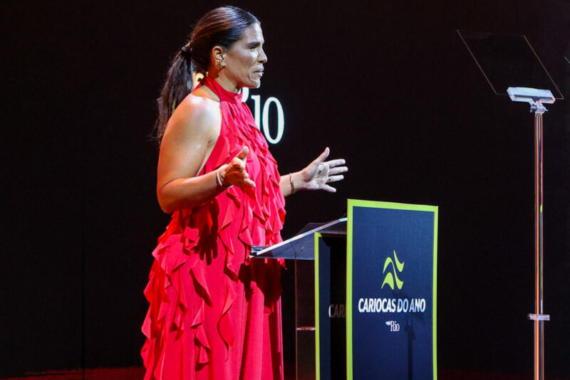 Promovido pela Veja Rio - Prêmio Cariocas do Ano homenageia personalidades em evento no Roxy Dinner Show