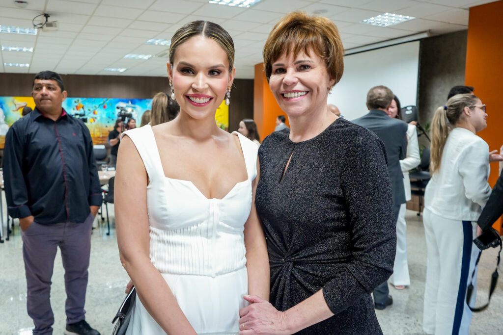 Gabriela E Patricia Aguiar (1)