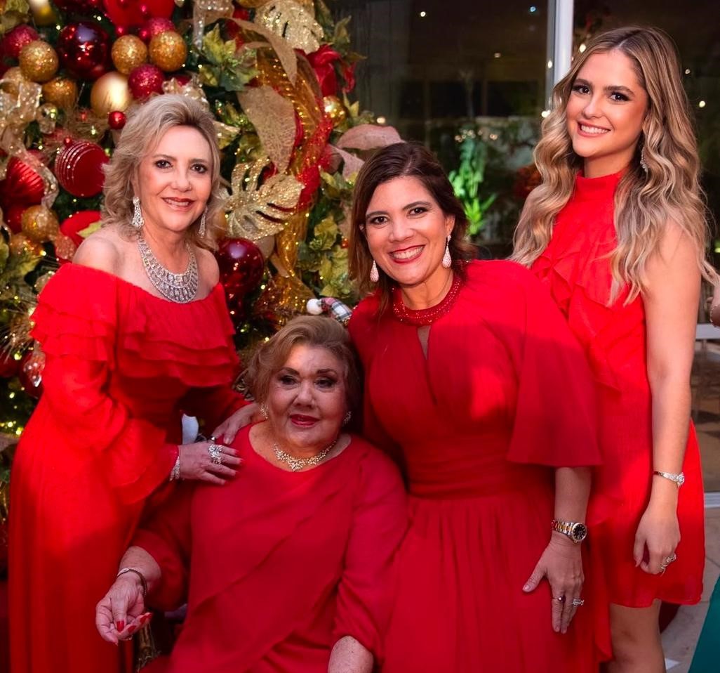 Graça Dias Branco reúne a família em Natal elegante em Fortaleza