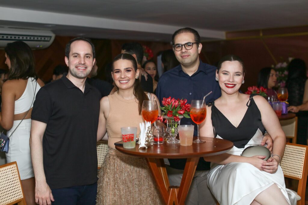 Manuela E Tomás Moraes, Jório E Beatriz Câmara