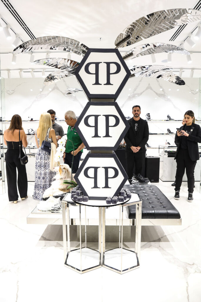 Reabertura Philipp Plein Village Mall (2)