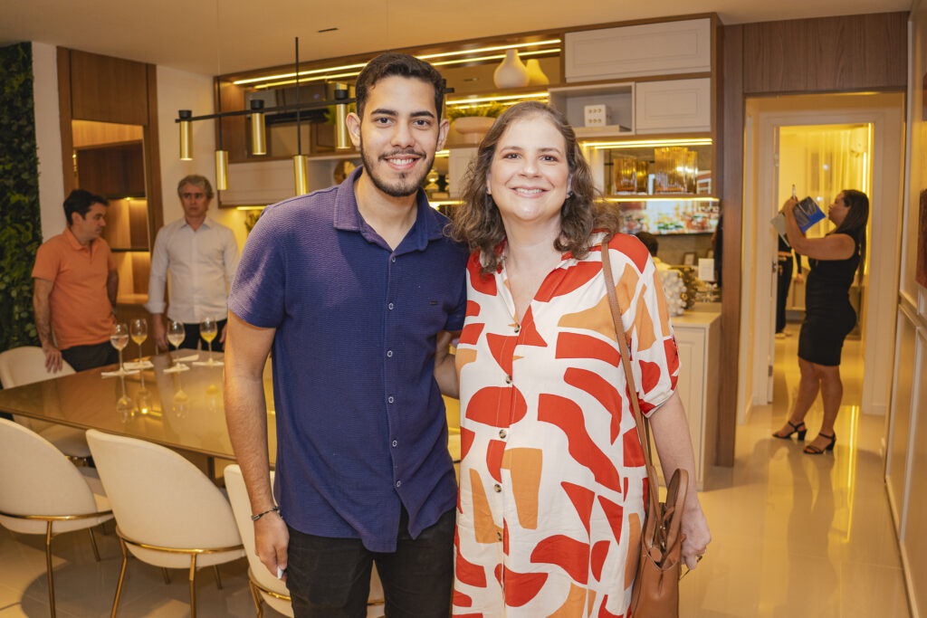 Vinicius Pinheiro E Nayana Goiana