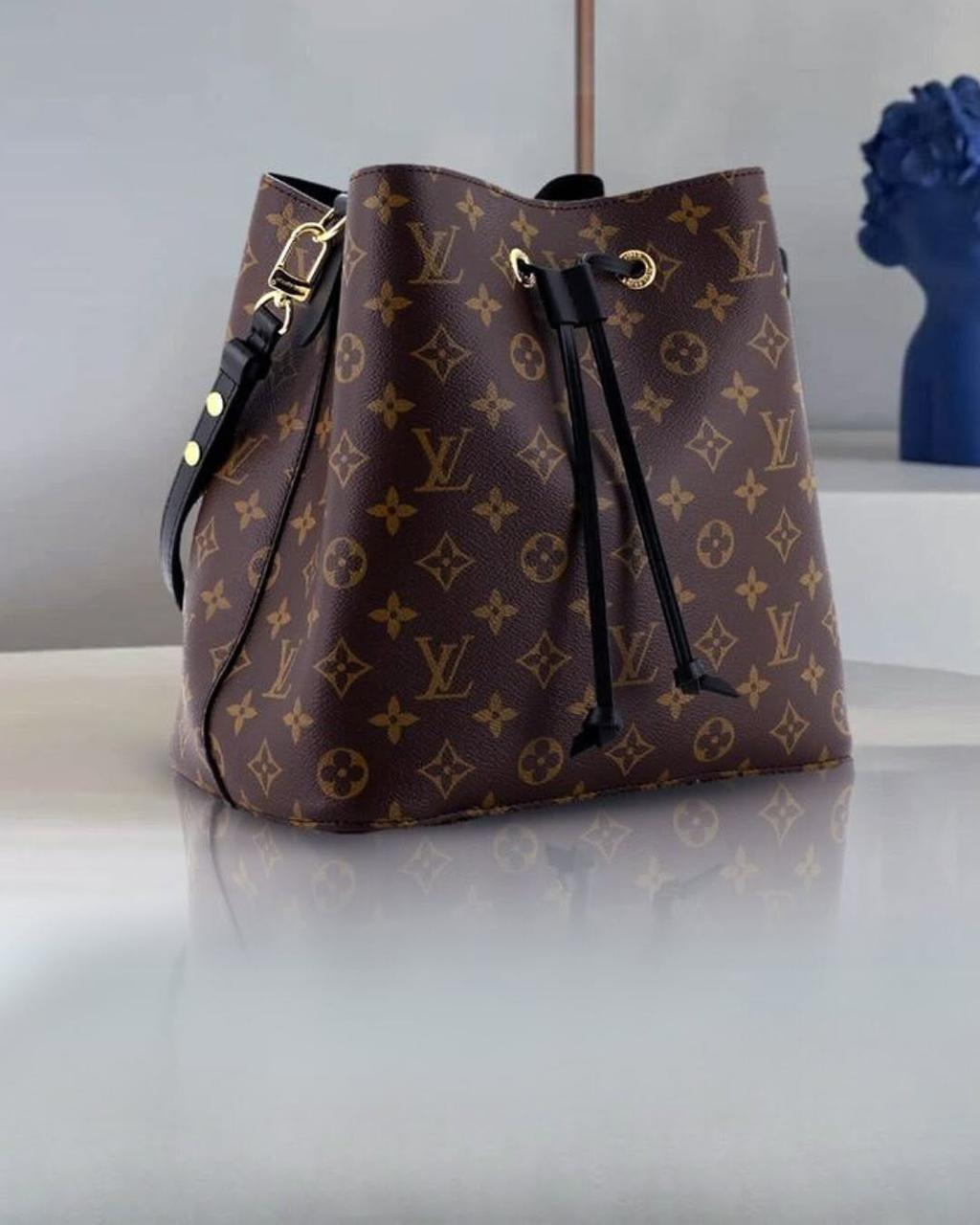 Bolsa Noé Monogram - Louis Vuitton