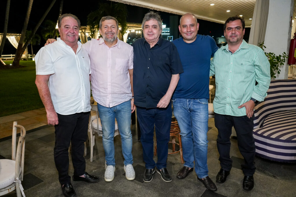 Chiquinho Aragao, Elcio Batista, Totonho Laprovitera, Andre Linheiro E Bruno Coutinho