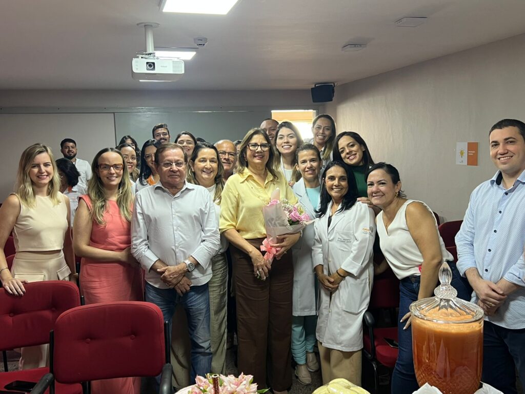 Diretores, E Equipe Multidisciplinar Do Crio E Suely Kubrusly