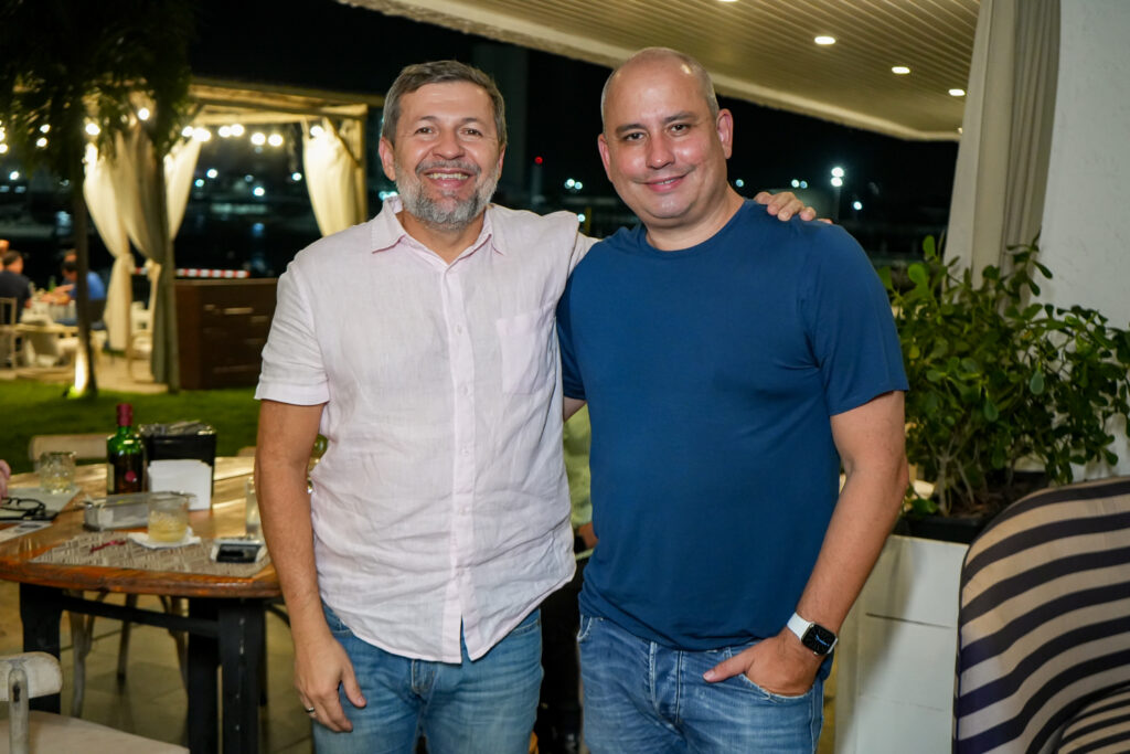 Elcio Batista E Andre Linheiro