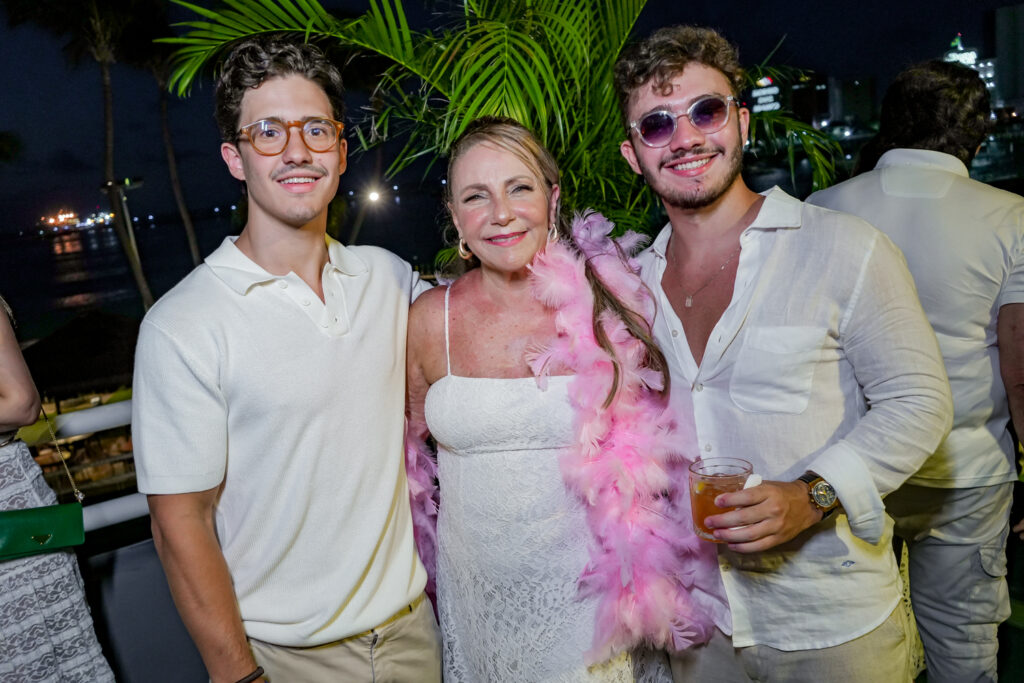 Gustavo, Angela E Pedro Gurgel