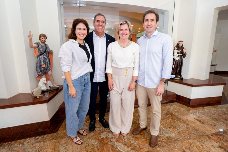 Ação de graças - Missa celebra posse de Luiz Gastão como presidente da Frente Parlamentar Católica da Câmara dos Deputados