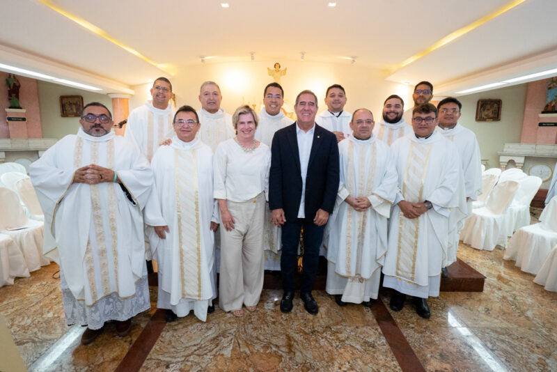 Ação de graças - Missa celebra posse de Luiz Gastão como presidente da Frente Parlamentar Católica da Câmara dos Deputados