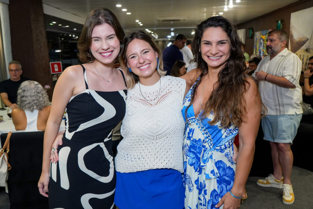 Monaliza Carneiro, Netally Pessoa E Beatriz Carneiro (2)