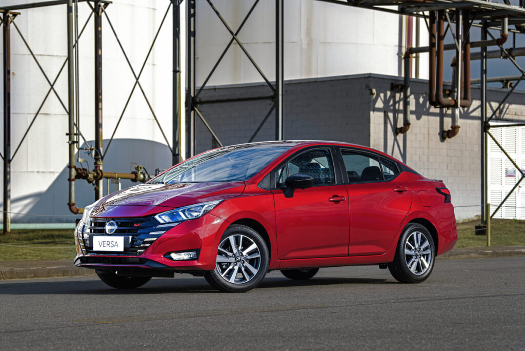 Em vendas, Nissan Versa cresce mais de 30% no segmento. In Road o destrincha para você