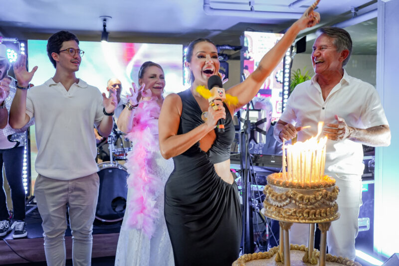 Cinquentástico - Jeritza Gurgel celebra 50 anos com festa no Iate Clube de Fortaleza