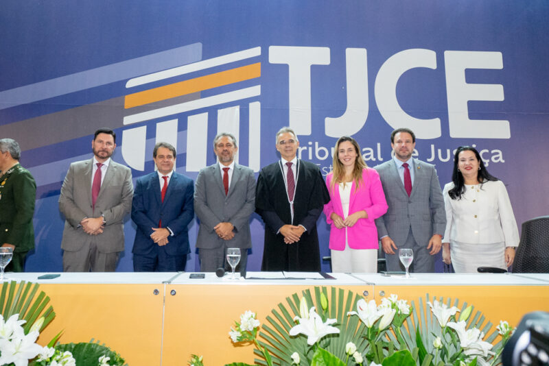 Nova gestão - TJCE realiza posse dos novos dirigentes em cerimônia no Centro de Eventos