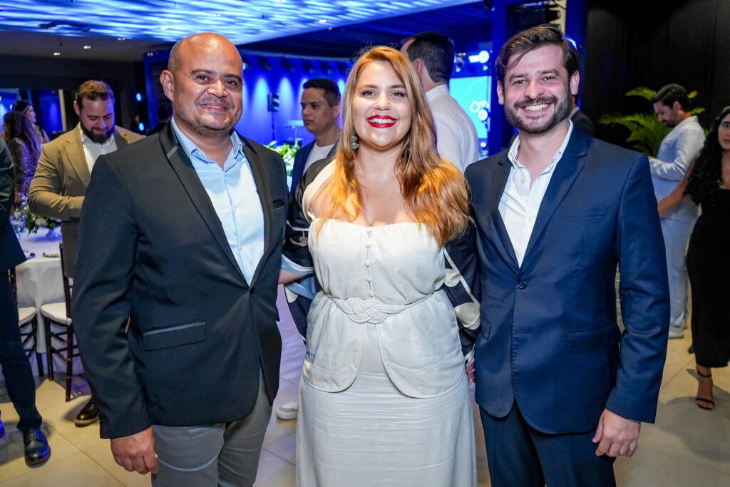 Tadeu Bezerra, Marcela Altale E Welingtom Rodrigues