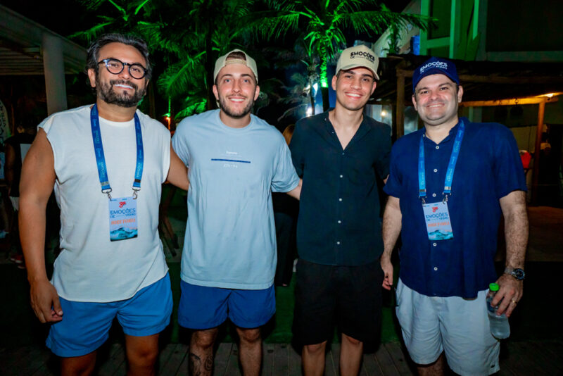 Noite de Carnaval - Léo Santana, Thiago Freitas, Wawa, Elas no Pagode e Davizão animam o Emoções de Verão