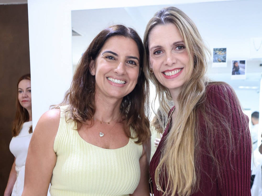 Adriana Rego E Ana Paula Cola