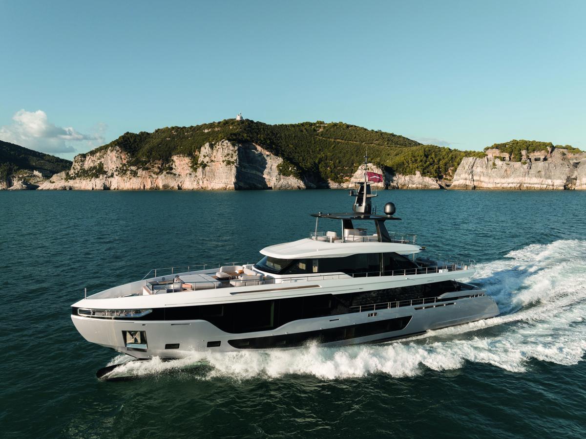 Azimut Yachts apresenta megaiate de luxo no Miami Boat Show 2025