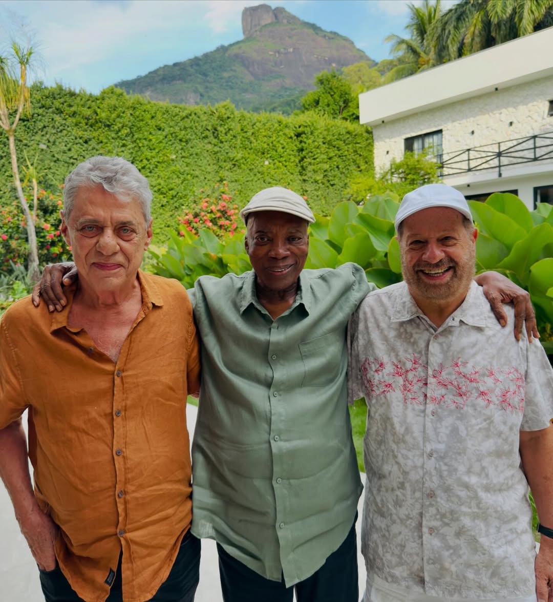 Chico Buarque, Milton Nascimento E João Bosco