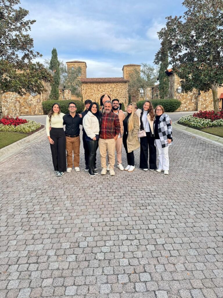 Danielle Araújo, Vicente Júnior, Giovanna, Vicente Neto, Juan Carlos, Allan Carlos. Amanda, Giovana E Hildete