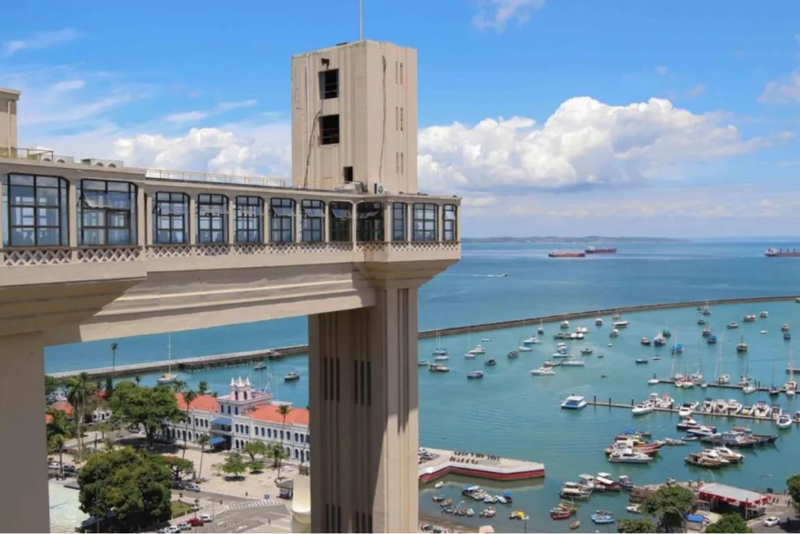 Elevador Lacerda, Em Salvador