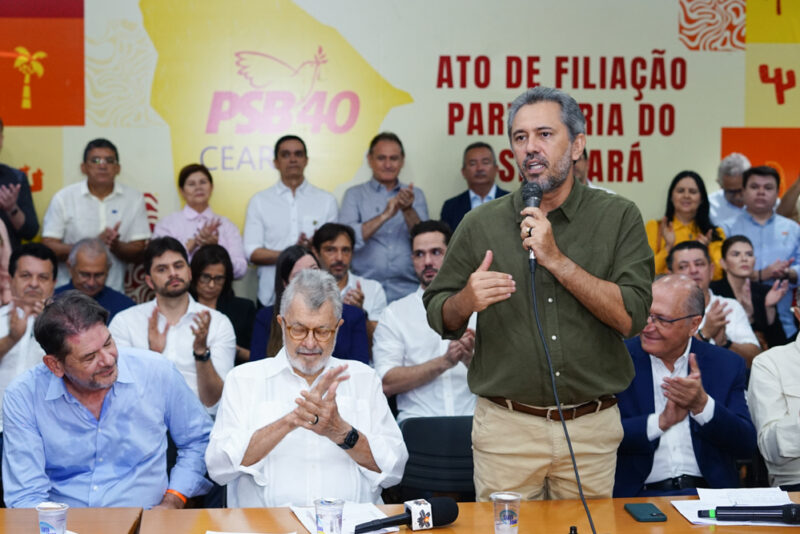 Novas filiações - PSB filia 12 deputados no Ceará em evento com a presença de Geraldo Alckmin, Cid Gomes e Elmano de Freitas