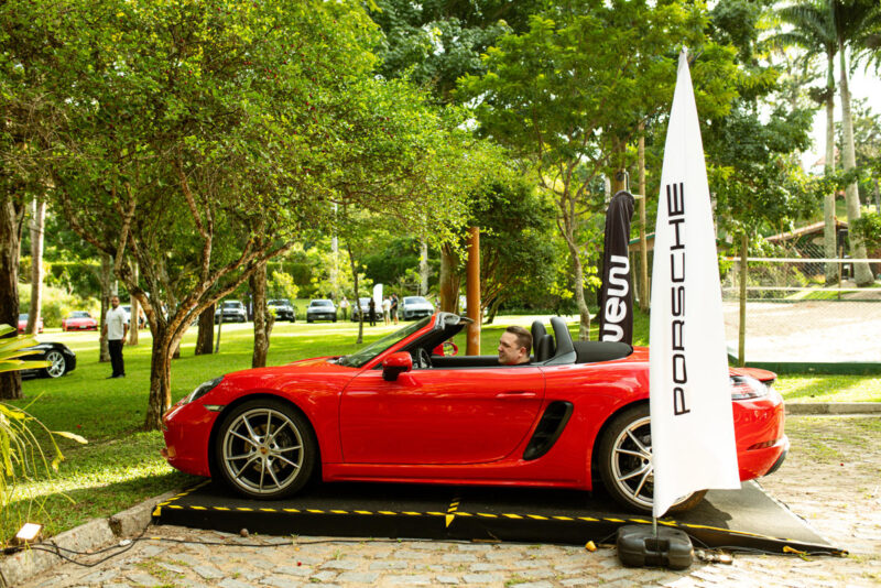 Experiência exclusiva - Porsche Center Fortaleza reúne 38 carros em encontro no Sítio Tibagi, de José Carlos Pontes