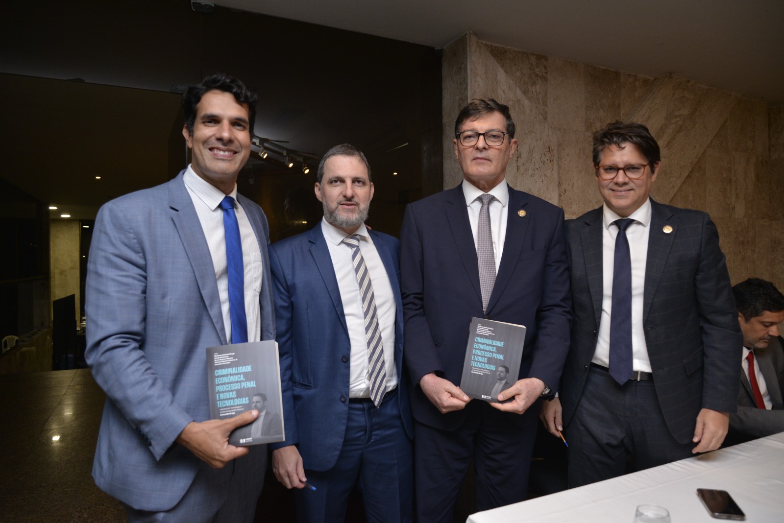 Fernando Braga, presidente do TRF5, é homenageado com lançamento de livro