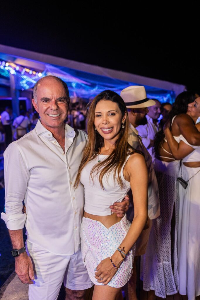 José Bento E Leticia Silva