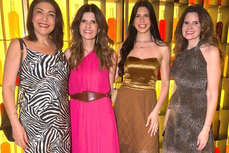 Manuela Markan, Luciana, Ana Carolina E Viviane Goyanna