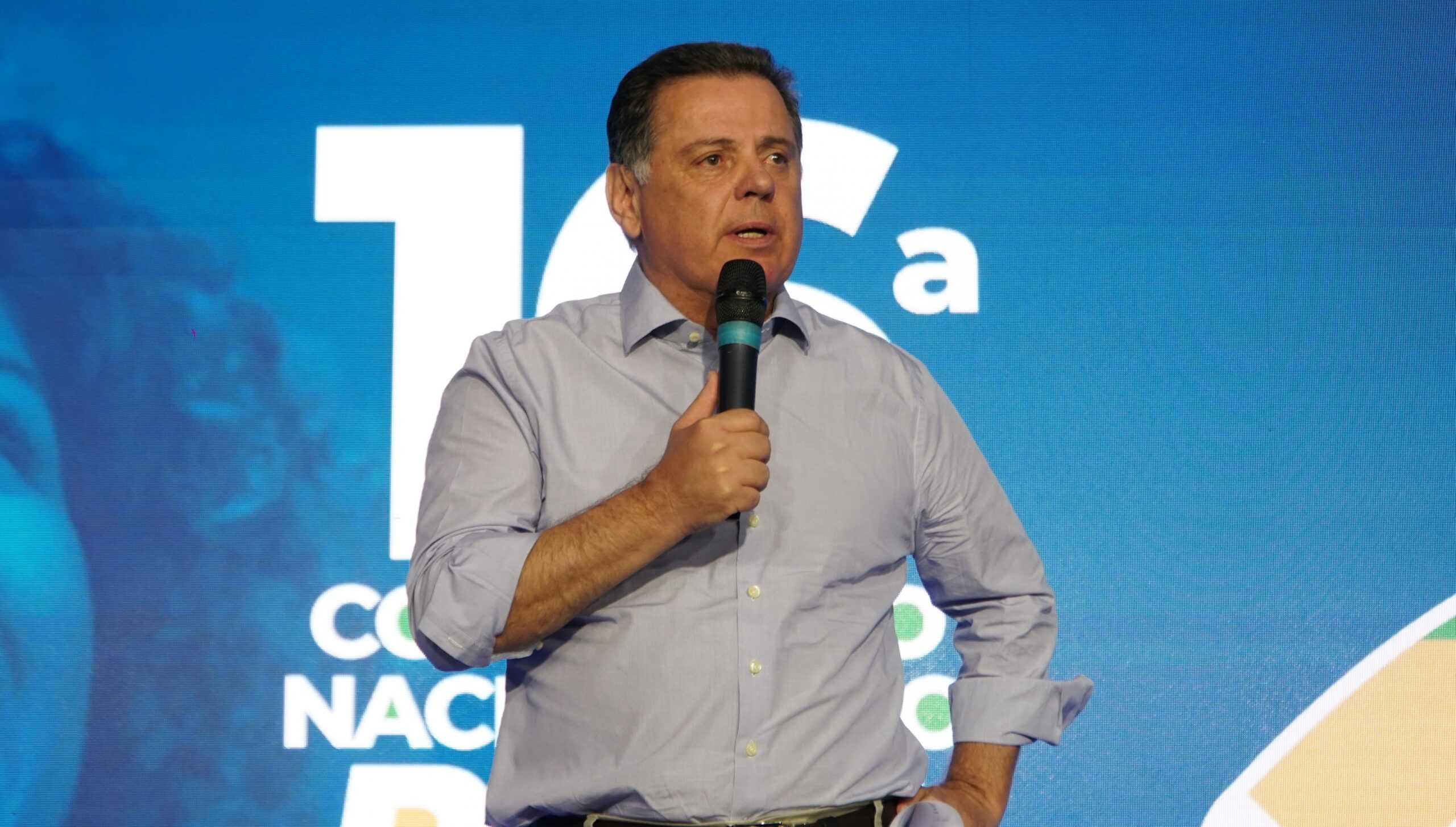 PSDB não vai se fundir com partidos que apoiem o PT, diz presidente tucano