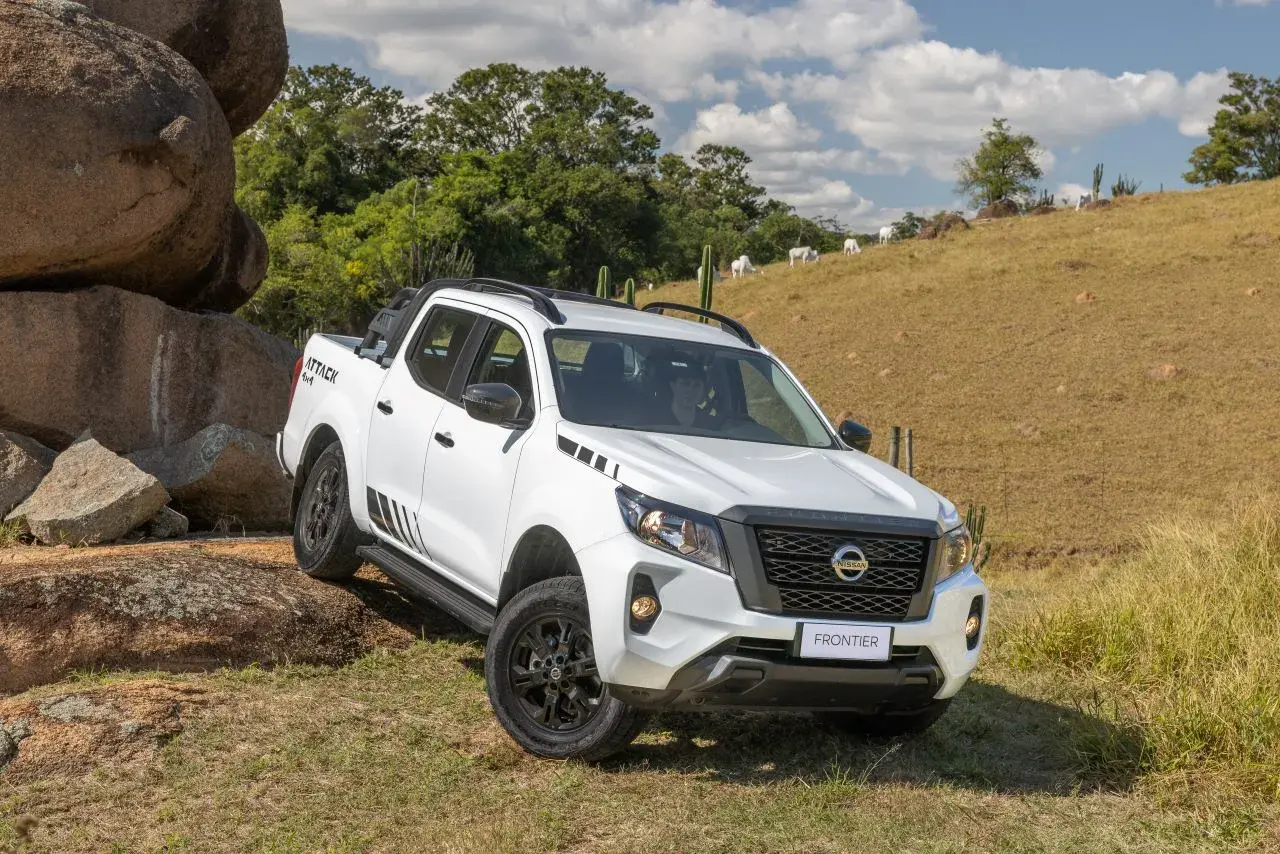 Nissan oferta bônus de R$ 10 mil na linha Frontier, Kicks e Versa