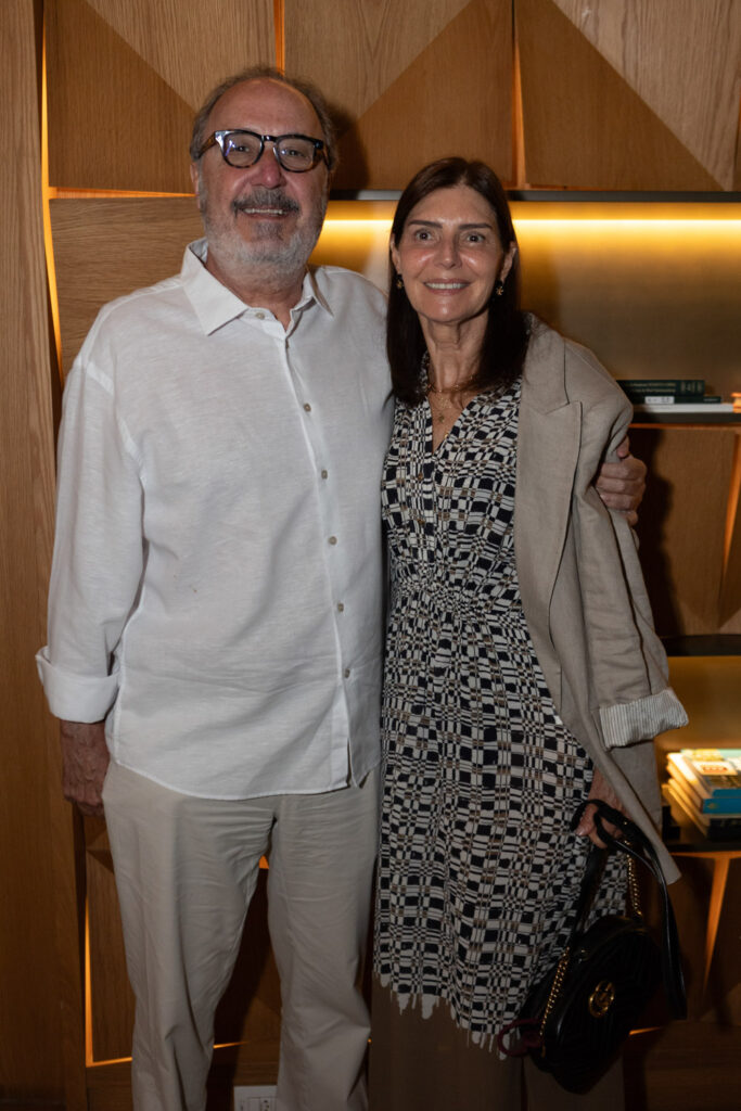 Renato Gomes E Maria Carmem