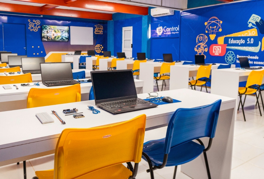 Prefeitura de Maracanaú moderniza o ensino da rede pública com Salas Maker