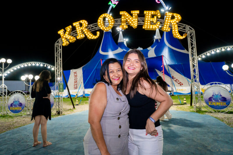 Noite de picadeiro - Colaboradores do CRIO assistem à sessão exclusiva no Circo Kroner